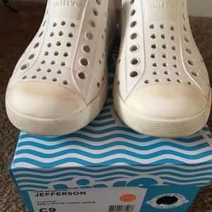 Boys native sneakers